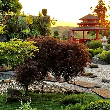 Ferienhaus With Large Pool Au Jardin Du Levant Holving