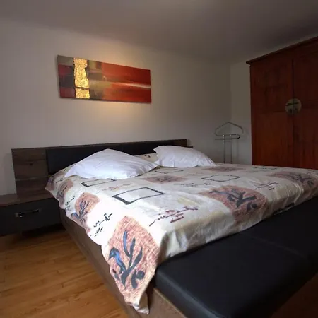 Ferienhaus With Large Pool Au Jardin Du Levant Holving