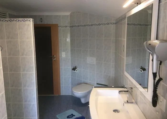 With Large Pool Au Jardin Du Levant Prázdninový dům Holving